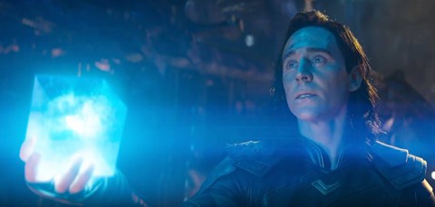 
Khối Tesseract bất ngờ xuất hiện trong Captain Marvel.
