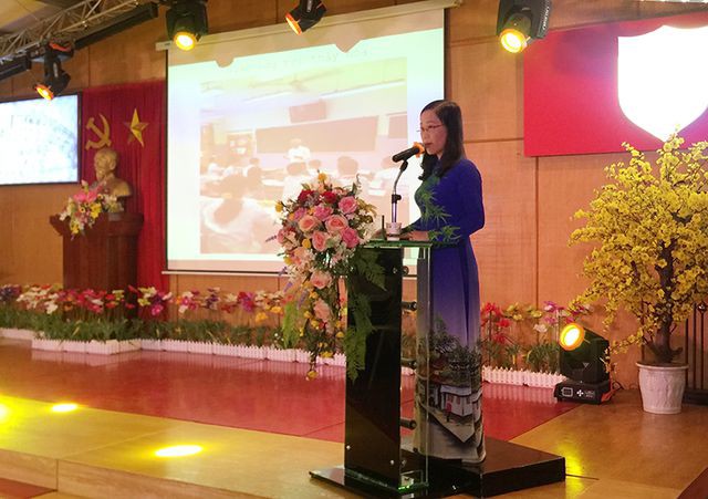 Phương ph&aacute;p đặc biệt của c&ocirc; Lan Hương đ&atilde; gi&uacute;p cậu b&eacute; đặc biệt học được c&aacute;ch điều khiển cảm x&uacute;c c&aacute; nh&acirc;n.