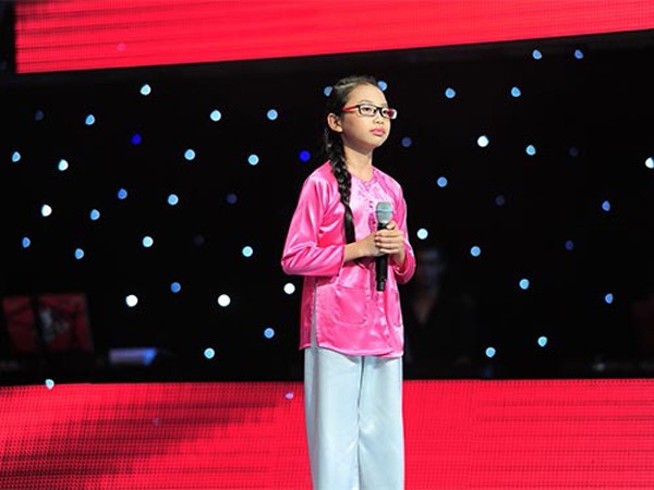 
Phương Mỹ Chi lúc lên 10 tại The Voice Kids 2012.
