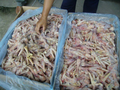 
 Các loại phụ phẩm gà được nhập khẩu về Việt Nam tương đối nhiều
