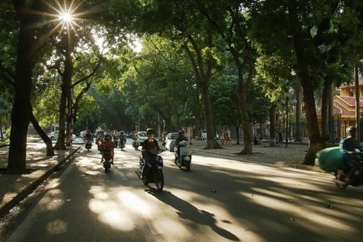 Trong 1-2 ngày tới, Thủ đô Hà Nội và Trung Bộ tiếp tục trải qua những ngày nắng nóng trên diện rộng. Ảnh minh họa.
