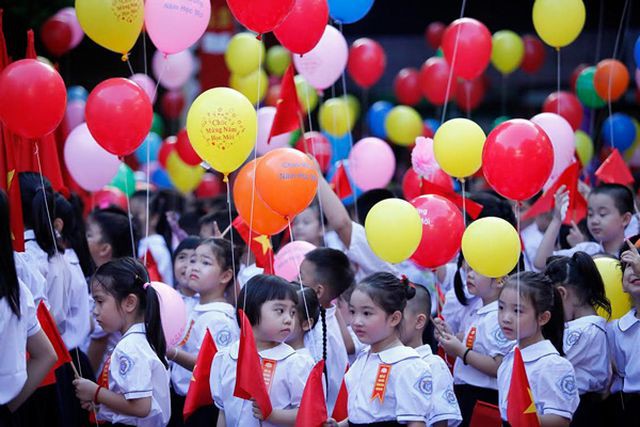 
Dân số Việt Nam hiện khoảng 95 triệu người.

