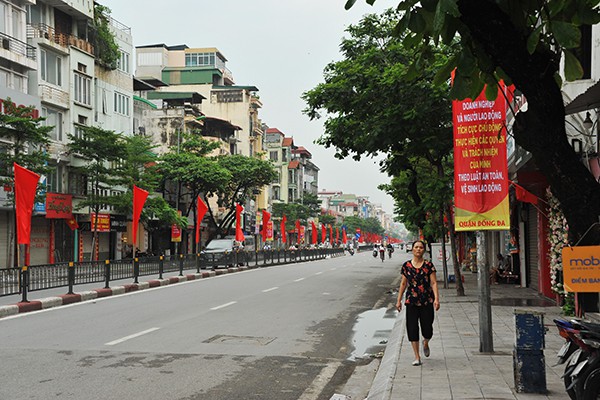 
Phố Tôn Đức Thắng cực kỳ thông thoáng.
