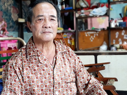 Ông Hưng sống tại căn nhà cũ ngay chợ Kim Biên. Ảnh: Hải Duyên.