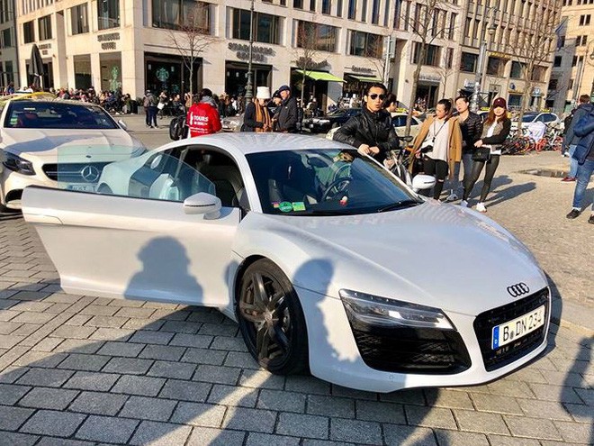 Hay một chiếc Audi c&oacute; biển số l&agrave; ch&iacute;nh t&ecirc;n viết tắt của Đan Nguy&ecirc;n (Ảnh: FBNV).