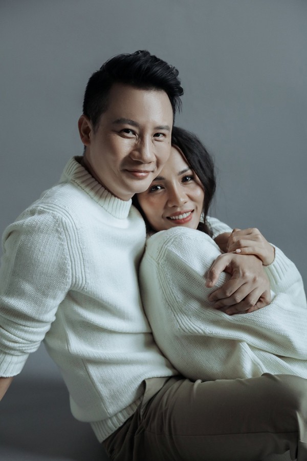 Vợ chồng Ho&agrave;ng B&aacute;ch - Thanh Thảo.