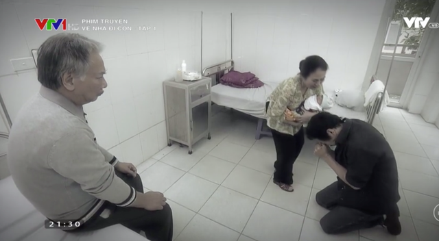 Nhân vật do Trung Anh đảm nhận bật khóc tại bệnh viện khi đối diện với bố mẹ vợ.