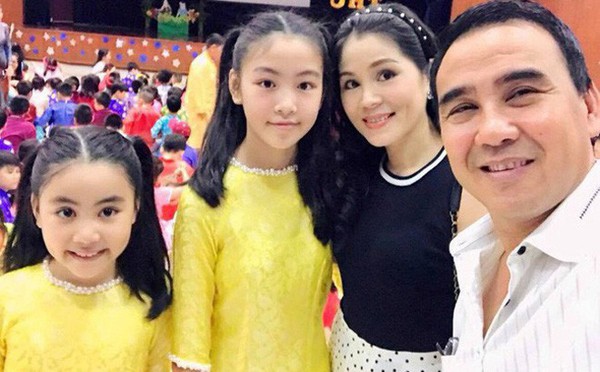 
Gia đình hạnh phúc của MC Quyền Linh.
