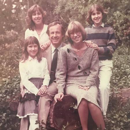 Esther và Stanley Wojcicki cùng các con gái Susan, Janet and Anne. Ảnh: Forbes.
