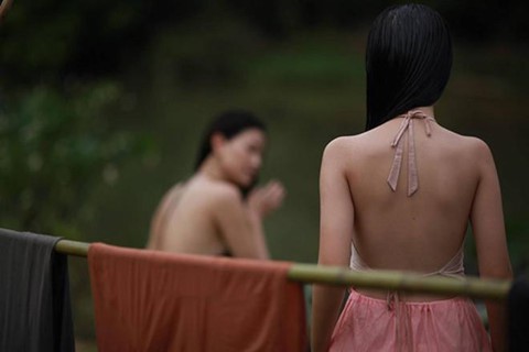 
 L&yacute; do m&agrave; đo&agrave;n l&agrave;m phim Vợ ba&nbsp;để biện minh cho việc b&eacute; g&aacute;i chưa đến 13 tuổi đ&oacute;ng cảnh n&oacute;ng l&agrave; kh&oacute; chấp nhận.
