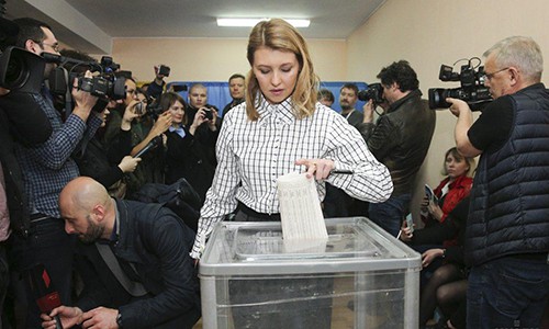 Bà Olena trong ngày bỏ phiếu bầu cử tổng thống. Ảnh: UNIAN