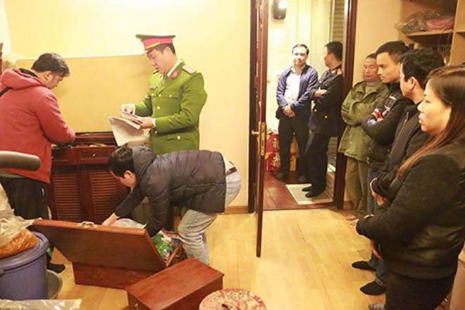 Cơ quan điều tra khám nhà bị can trong vụ án ( Ảnh tư liệu)