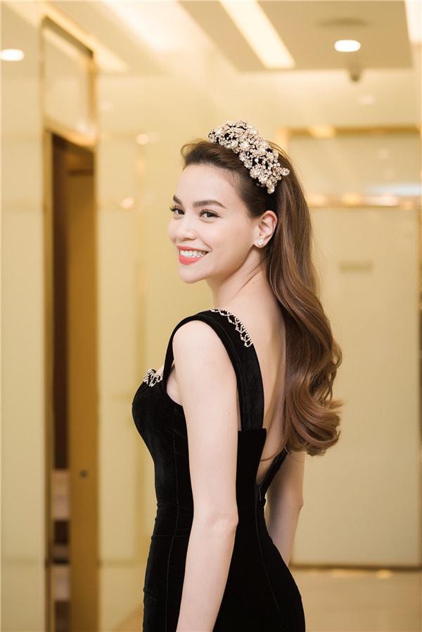 Dù phong độ đôi lần bất ổn nhưng không thể phủ nhận, Nữ hoàng giải trí vẫn là người sở hữu một thân hình mảnh mai vô cùng hấp dẫn.