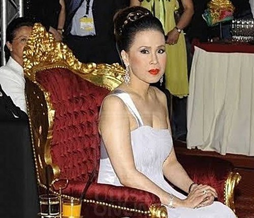 Bà Mom Sujarinee Mahidol na Ayudhaya, người vợ thứ hai của Nhà vua Thái Lan. Ảnh: Newsmov