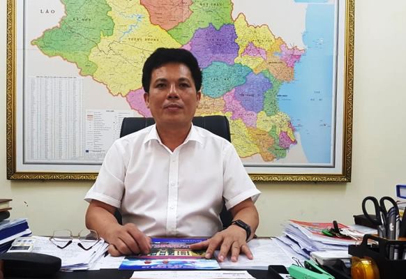 Ông Đậu Huy Hoàn – PGĐ Sở Y tế tỉnh Nghệ An trong buổi làm việc với phóng viên.