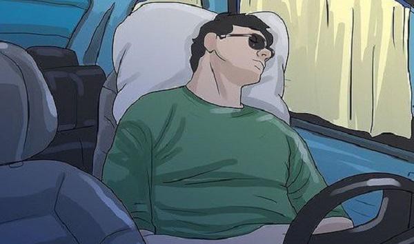 
Không chỉ trẻ nhỏ mà người lớn bật điều hòa ngủ trong ô tô khi nắng nóng cũng dễ bị đột tử.
