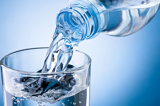 Có thể thay thế nước bằng trái cây, rau quả, sữa... Ảnh: Health