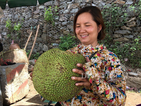 Có thời điểm chị Tân còn không có sản phẩm bán cho các thương lái...