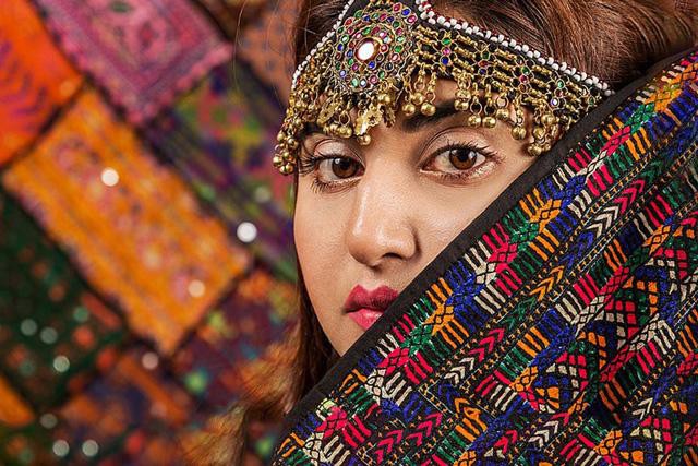 Phụ nữ Kalash phải trải qua nhiều phong tục kỳ lạ.