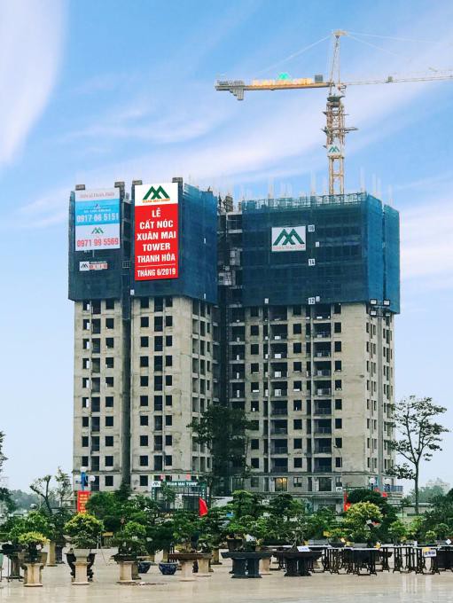 
Dự án Xuân Mai Tower Thanh Hóa cất nóc đúng tiến độ, bảo đảm cam kết bàn giao nhà đúng hạn cho khách hàng
