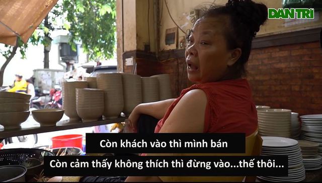 
Bà Hán Thị Kim Thảo cho biết, nếu khách cảm thấy không thích phong cách phục vụ ở đây thì... đừng vào.
