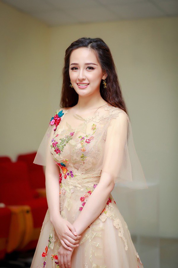 2 Hoa hậu Việt Nam hơn 30 tuổi chưa chồng, chăm chỉ kiếm tiền, thành đại gia ngầm của showbiz Việt - Ảnh 2.