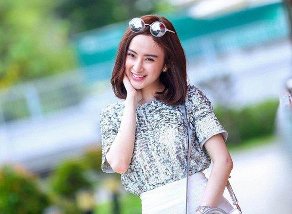 Angela Phương Trinh: Từ bà mẹ nhí được khán giả yêu mến đến gái hư showbiz tan vỡ giấc mộng thi Hoa hậu Việt Nam - Ảnh 3.