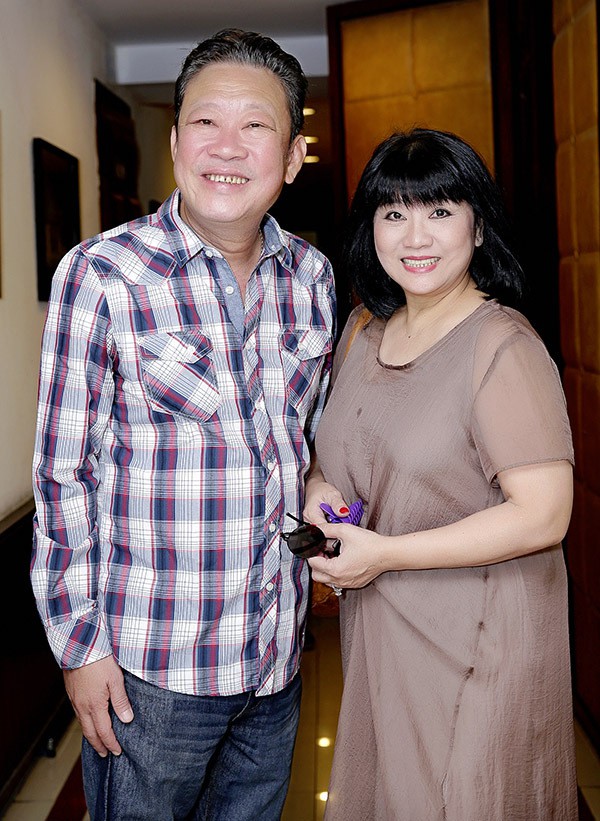 Ca sĩ Cẩm Vân và nhạc sĩ Lê Quang.