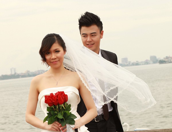 Cuộc sống sau 7 năm kết hôn cùng vợ gia thế của Quốc - MC Tuấn Tú - Ảnh 3.