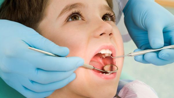 Khi trẻ chậm mọc răng, cần thận trọng với căn bệnh nguy hiểm này - Ảnh 1.