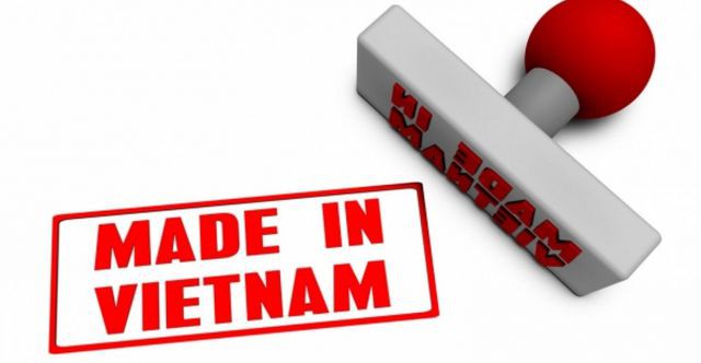 Sau nhiều vụ “đội lốt” hàng Việt, Bộ Công Thương ra dự thảo thông tư “Made in Vietnam” - Ảnh 1.