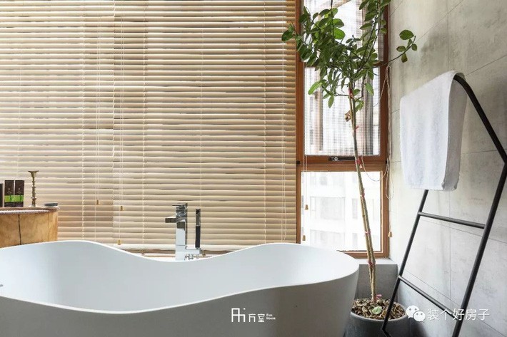 Căn hộ khổng lồ rộng 255m² của người đàn ông độc thân thích cuộc sống yên ả - Ảnh 13. Căn hộ khổng lồ rộng 255m² của người đàn ông độc thân thích cuộc sống yên ả - Ảnh 13.