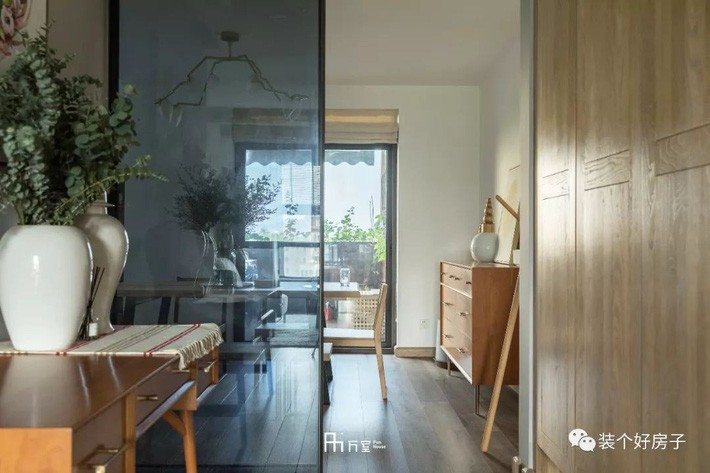 Căn hộ khổng lồ rộng 255m² của người đàn ông độc thân thích cuộc sống yên ả - Ảnh 5. Căn hộ khổng lồ rộng 255m² của người đàn ông độc thân thích cuộc sống yên ả - Ảnh 5.