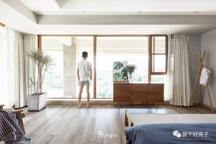 Căn hộ khổng lồ rộng 255m² của người đàn ông độc thân thích cuộc sống yên ả - Ảnh 8. Căn hộ khổng lồ rộng 255m² của người đàn ông độc thân thích cuộc sống yên ả - Ảnh 8.