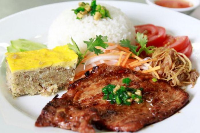 Top 10 món ăn Việt nhất định phải thử khi đến TP.HCM - Ảnh 2. Top 10 món ăn Việt nhất định phải thử khi đến TP.HCM - Ảnh 2.