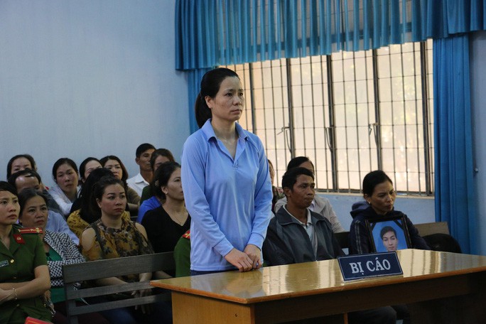 Nữ tiếp thị bia giết phi công trẻ tại chung cư lãnh án - Ảnh 1. Nữ tiếp thị bia giết phi công trẻ tại chung cư lãnh án - Ảnh 1.