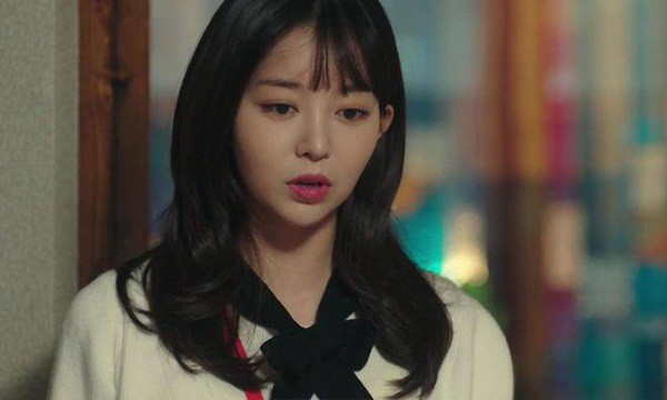 Chồng sai lè mà vợ vẫn bị mẹ chồng mắng thế này... nhoắng cái đi với trai ngay, con dâu đáp trả vừa sắc vừa lễ phép - Ảnh 1. Chồng sai lè mà vợ vẫn bị mẹ chồng mắng thế này... nhoắng cái đi với trai ngay, con dâu đáp trả vừa sắc vừa lễ phép - Ảnh 1.