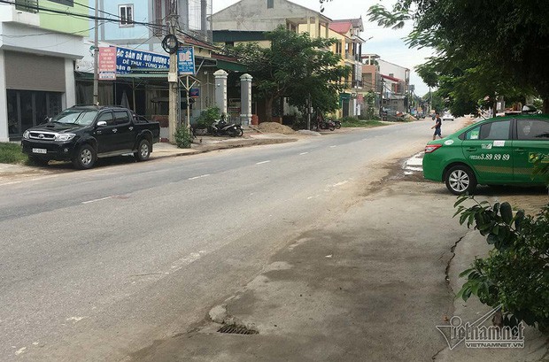 Tài xế taxi Mai Linh gây tai nạn, chở bé gái 11 tuổi xuống biển lúc tối muộn - Ảnh 1. Tài xế taxi Mai Linh gây tai nạn, chở bé gái 11 tuổi xuống biển lúc tối muộn - Ảnh 1.