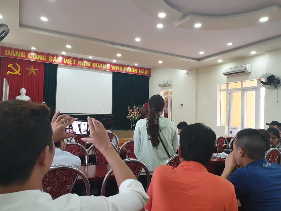 Hàng trăm học viên Hải Phòng bức xúc vì trường Đông Đô quanh co - Ảnh 2. Hàng trăm học viên Hải Phòng bức xúc vì trường Đông Đô quanh co - Ảnh 2.