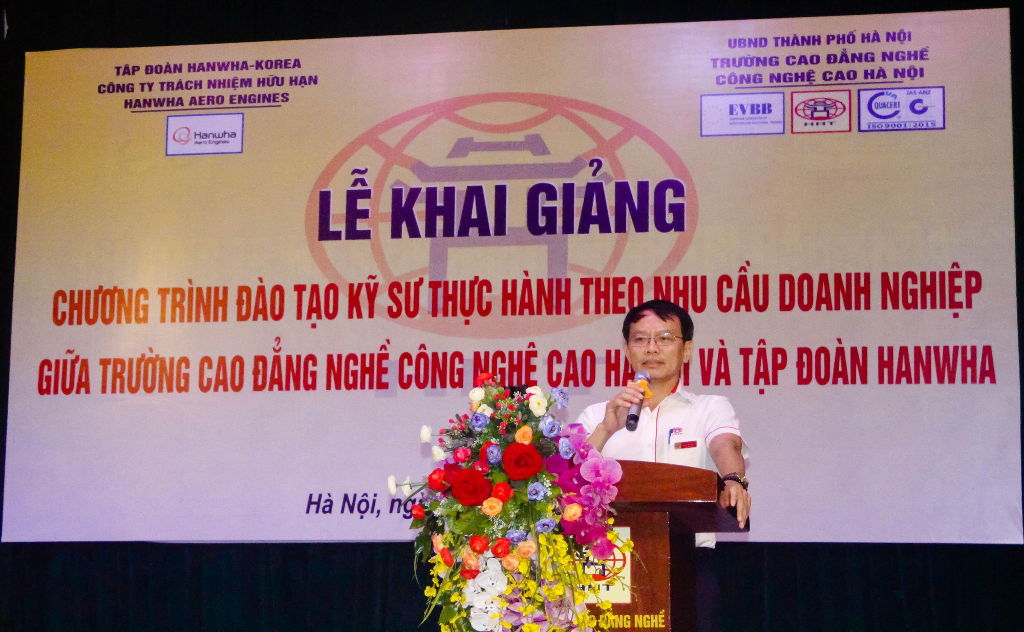 Trường Cao đẳng Công nghệ Cao Hà Nội được đầu tư 50 suất học bổng trị giá 1,5 tỷ đồng - Ảnh 1. Trường Cao đẳng Công nghệ Cao Hà Nội được đầu tư 50 suất học bổng trị giá 1,5 tỷ đồng - Ảnh 1.