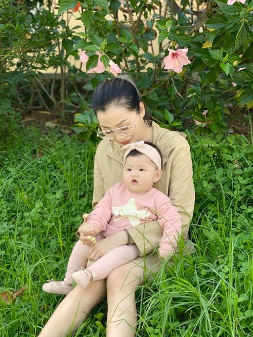 Cháu gái Quang Vinh sắp tròn một tuổi - Ảnh 11.