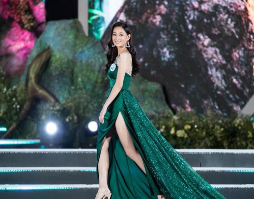 Lương Thùy Linh trở thành chủ nhân vương miện Hoa hậu Thế giới Việt Nam 2019 - Ảnh 1.