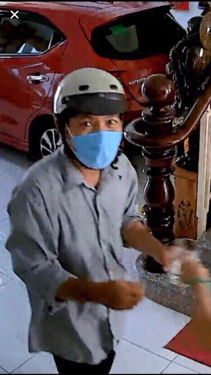 Giả làm thợ sửa ống nước vào nhà trộm hơn 1 tỉ đồng - Ảnh 1. Giả làm thợ sửa ống nước vào nhà trộm hơn 1 tỉ đồng - Ảnh 1.