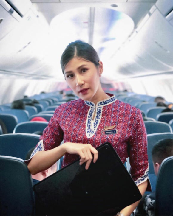 Nữ tiếp viên hàng không xinh đẹp Thái Lan qua đời vì muỗi đốt - Ảnh 2.