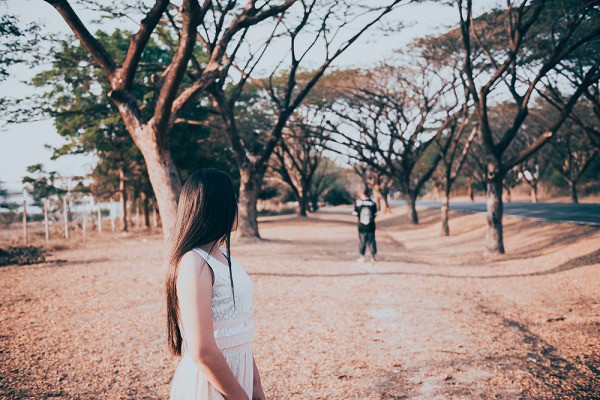 Anh ta chưa bao giờ buông tha cho tôi, mặc dù chuyện xảy ra đã 2 năm rồi. - Ảnh 1. Anh ta chưa bao giờ buông tha cho tôi, mặc dù chuyện xảy ra đã 2 năm rồi. - Ảnh 1.