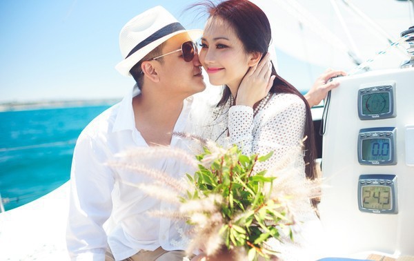 Qua một lần đò, những sao nữ Vbiz này vẫn được chồng yêu chiều, ai thấy cũng ghen tị - Ảnh 14. Qua một lần đò, những sao nữ Vbiz này vẫn được chồng yêu chiều, ai thấy cũng ghen tị - Ảnh 14.