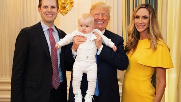 Gia đình hạnh phúc sau 5 năm kết hôn của con trai thứ ông Tổng thống Mỹ, Eric Trump - Ảnh 5.