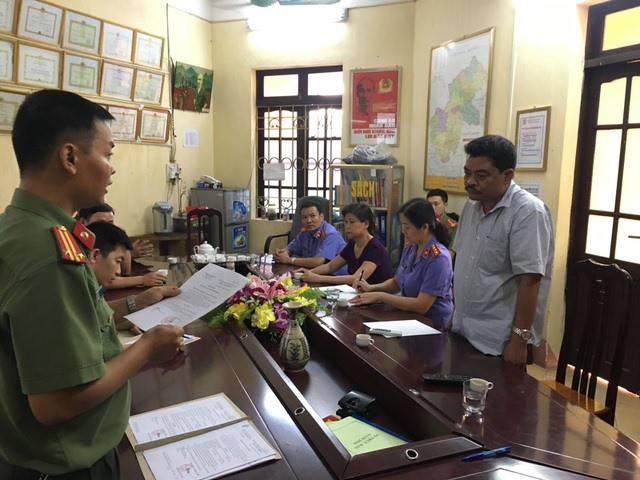 Hai cựu Phó giám đốc Sở Giáo dục và Đào tạo tỉnh Hà Giang phải hầu tòa - Ảnh 3.