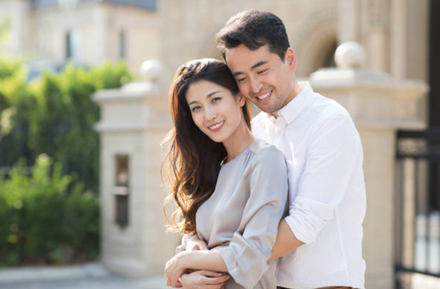 “Vợ tôi, cô ấy rất hư” - Ảnh 1. “Vợ tôi, cô ấy rất hư” - Ảnh 1.