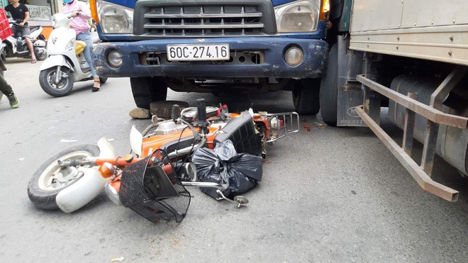 TP.HCM: Tài xế và phụ xe liên tục hét mất thắng trước khi gây tai nạn liên hoàn khiến 2 người thương vong - Ảnh 4. TP.HCM: Tài xế và phụ xe liên tục hét mất thắng trước khi gây tai nạn liên hoàn khiến 2 người thương vong - Ảnh 4.